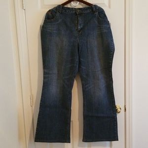 Medium Wash Jeans 22